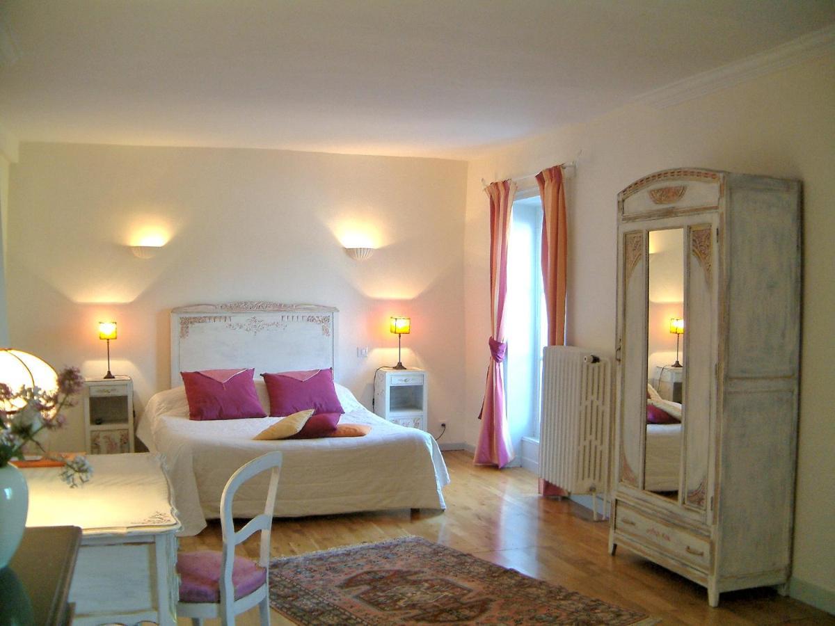 Chambres D'Hotes "Le Calme" Denicé Zewnętrze zdjęcie